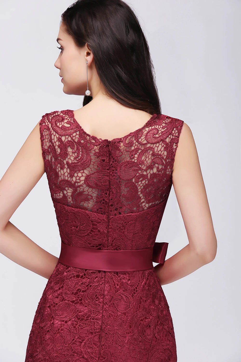 Burgundy Lace Embroidered Mermaid Bridesmaid Dress With Belt 2