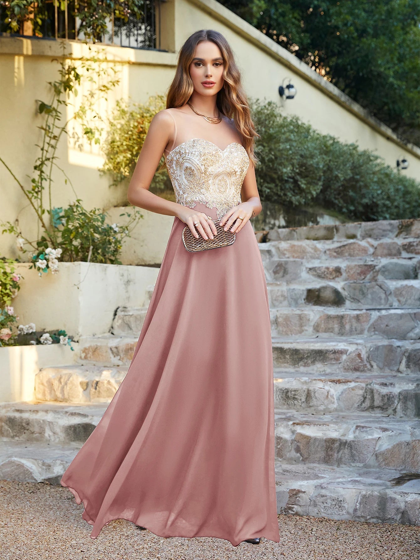 Dusty Pink Elegant Sweetheart Bridesmaid Dresses With Golden Applique 2