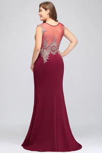 Burgundy Plus Size Mermaid Long Bridesmaid Dress With Lace Applique 2